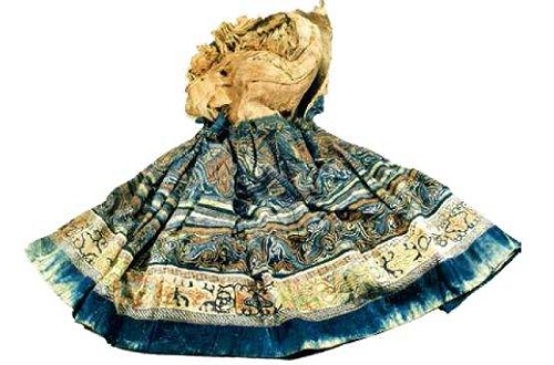 服装品牌实体店集体关门，尊龙凯时人生就是博z6com服饰品牌的出路在哪里