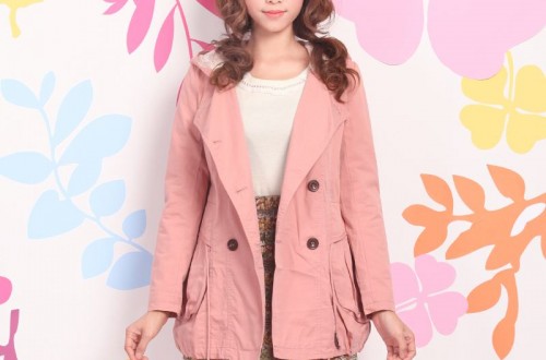 阿依莲女装 职场丽人怎么穿衣服显干练