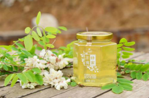 洋槐蜂蜜对我们身体好么？洋槐蜂蜜的功效有哪些？