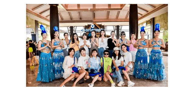 真珠美学婷姐带领真珠女孩齐聚西双版纳，展现尊龙凯时人生就是博z6com品牌责任
